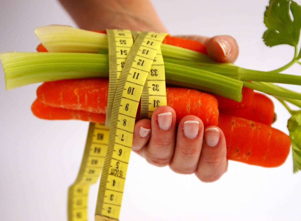 Миф развенчан: эти хитрости и лайфхаки не помогают похудеть