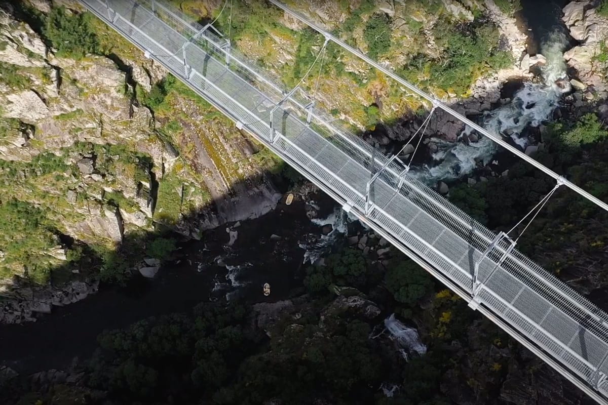 Португалия открывает самый длинный в мире подвесной пешеходный мост